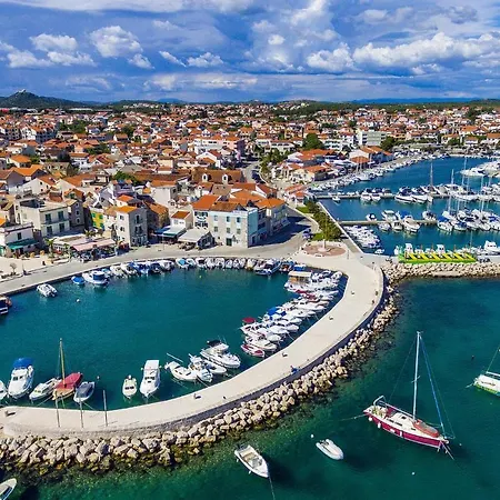 Gorgeous In With Wifi Holiday home Vodice