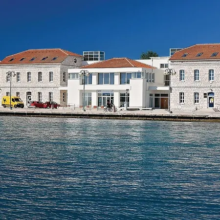 Gorgeous In With Wifi Holiday home *